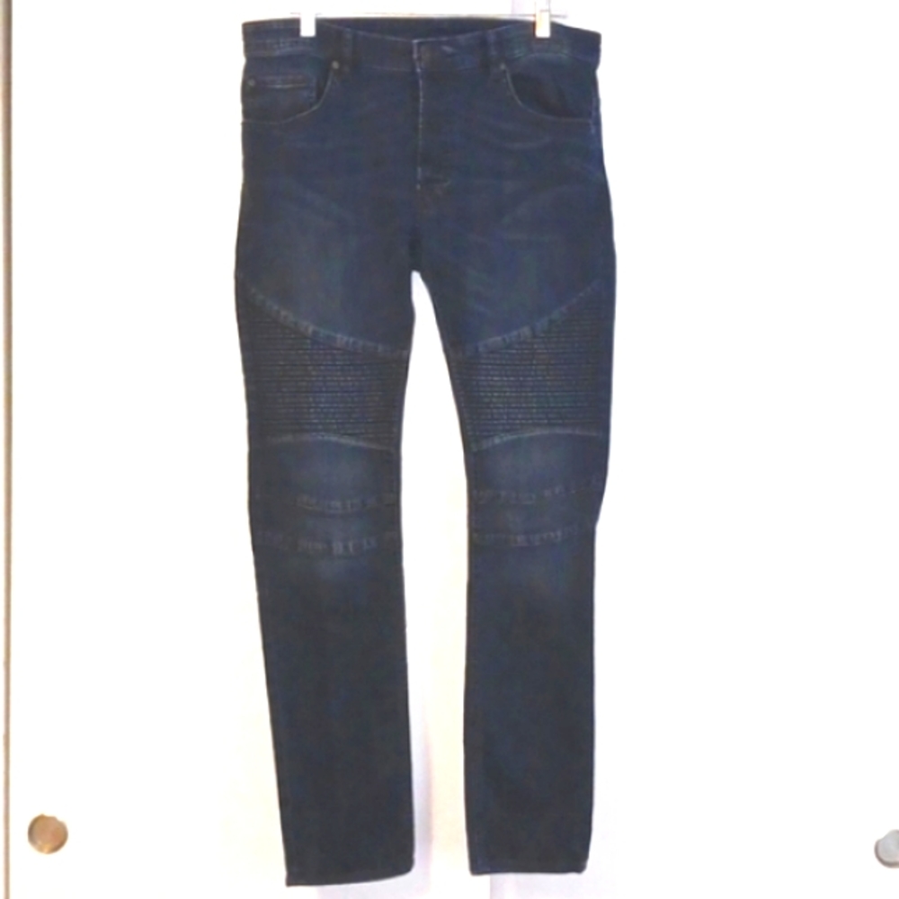 Divided Distressed Dark Denim Jeans with Design in Size EU 36